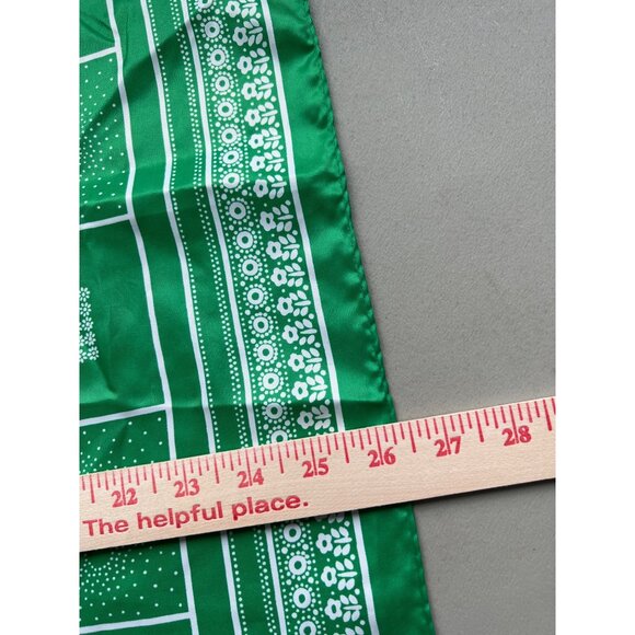 Vintage Floral Square Scarf 26 Inch Green & White Silky Lightweight Boho Neck Wr - Picture 3 of 4
